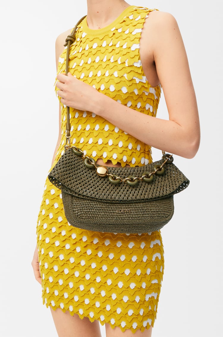 LOEWE Sac Ola moyen en raphia et cuir de veau Kaki Foncé